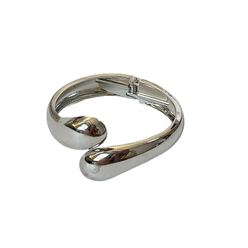 Liquid Loop Bracelet