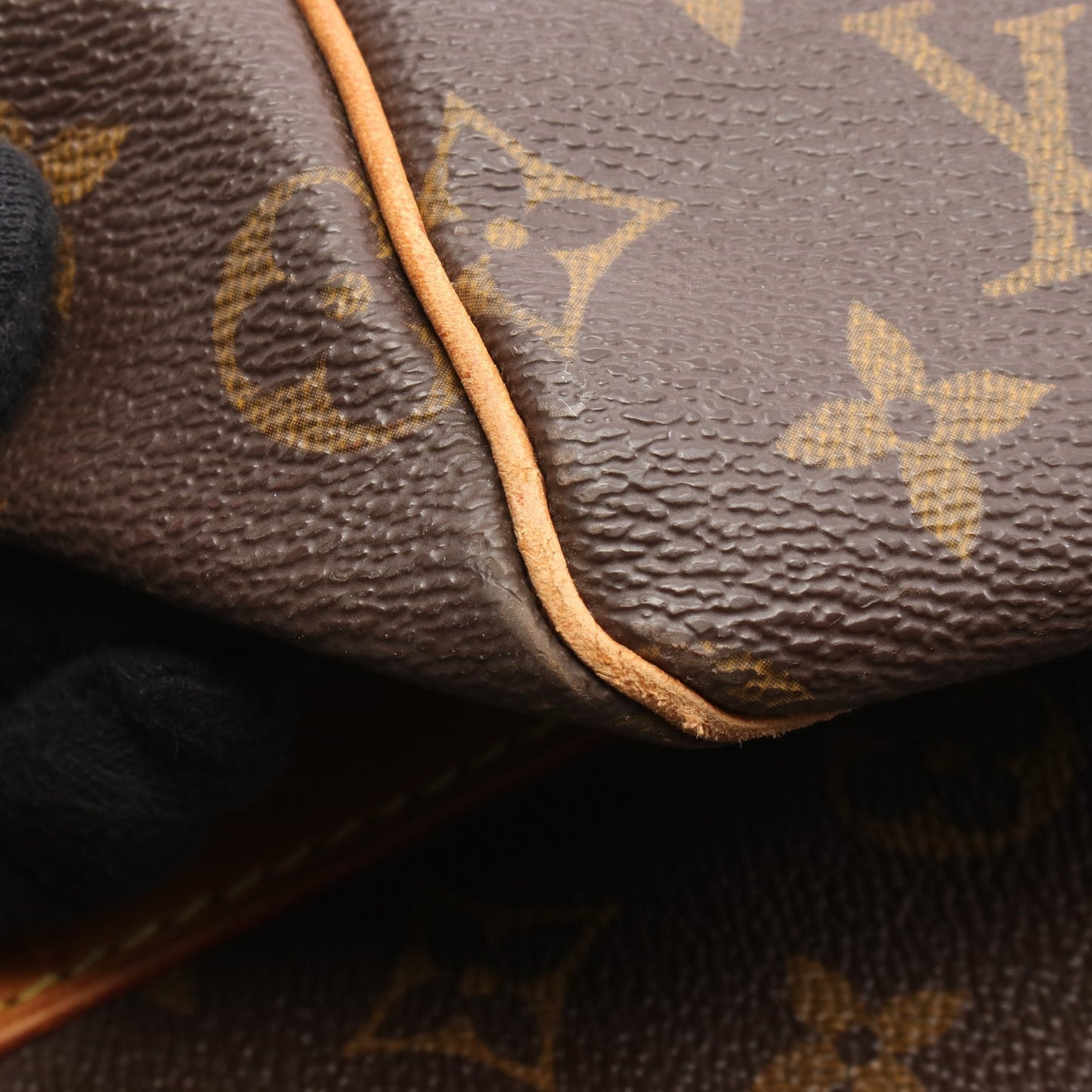 Louis Vuitton Monogram Keepall 55 Bandoulière Boston Travel Bag – Vintage Canvas & Vachetta Leather