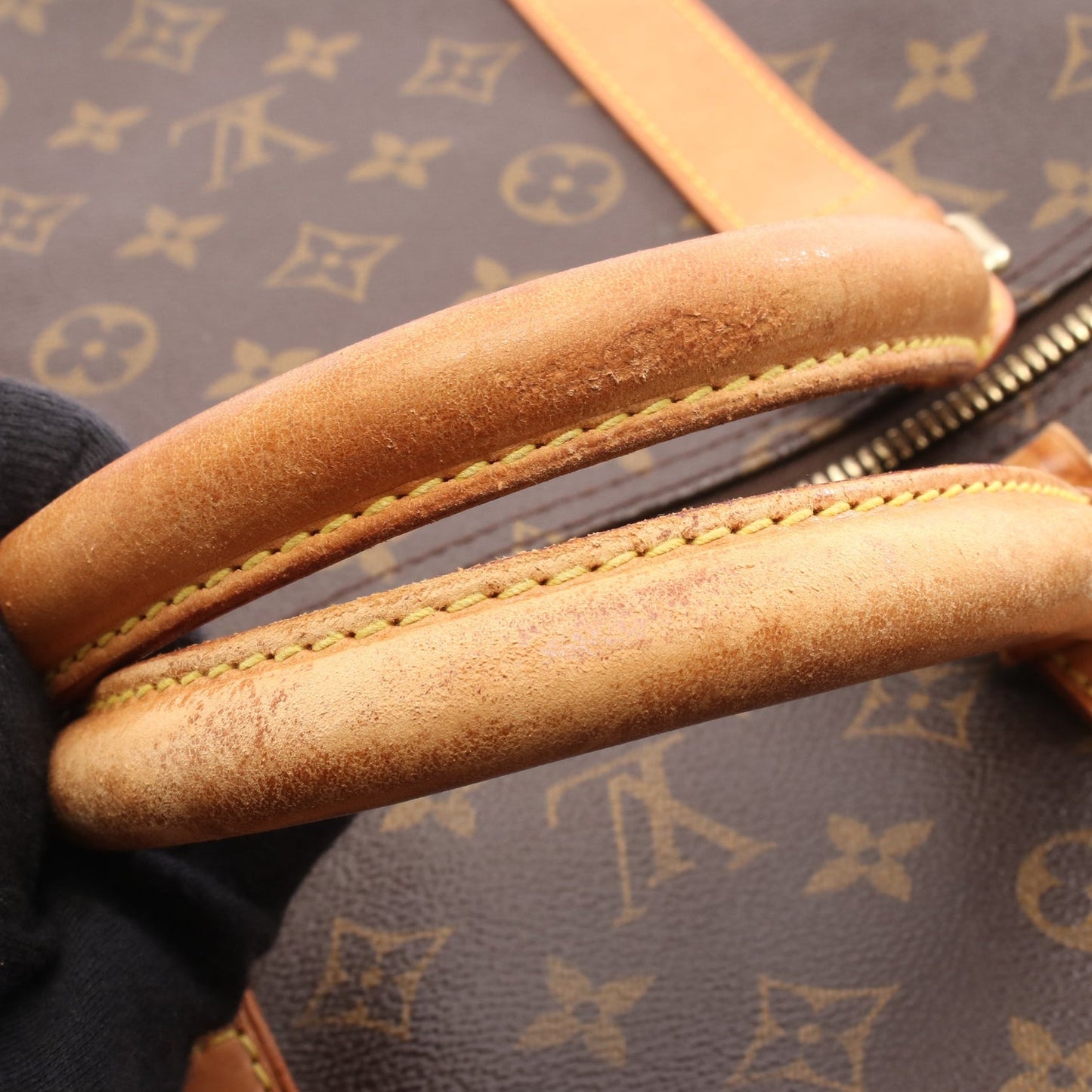Louis Vuitton Monogram Keepall 55 Bandoulière Boston Travel Bag – Vintage Canvas & Vachetta Leather