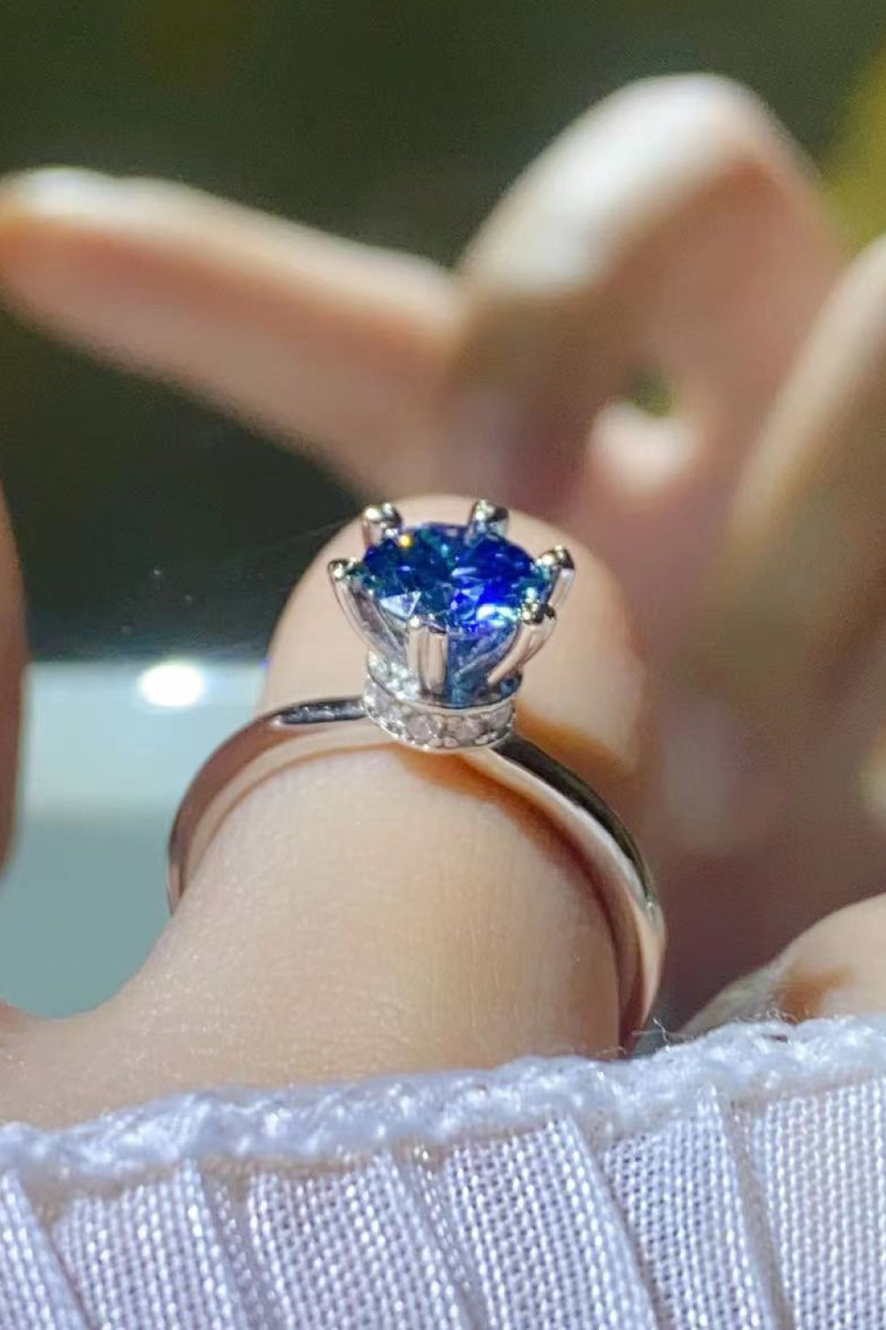 1 Carat Blue Brilliant Round Cut Sparkala™ 6-Prong Solitaire Ring (Platinum Over Pure Sterling Silver)