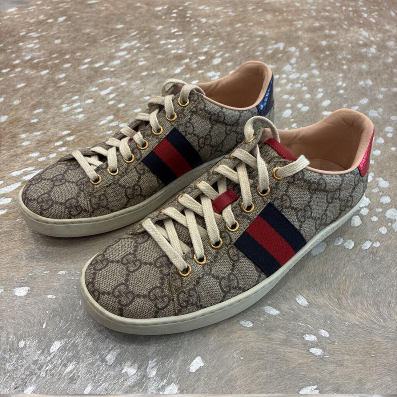 Gucci ACE GG Supreme Sneaker With Web 37