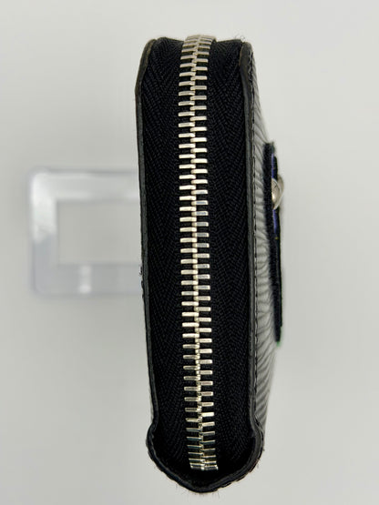 Louis Vuitton Epi Leather Zippy Wallet - Limited Edition "Love Lock" patches - Black