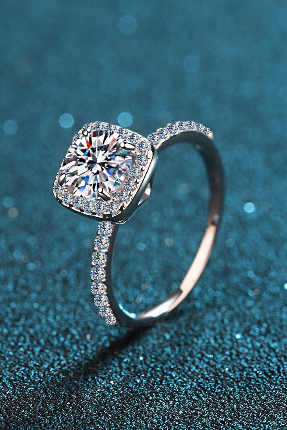 Square Cushion-Cut Sparkala™ Ring