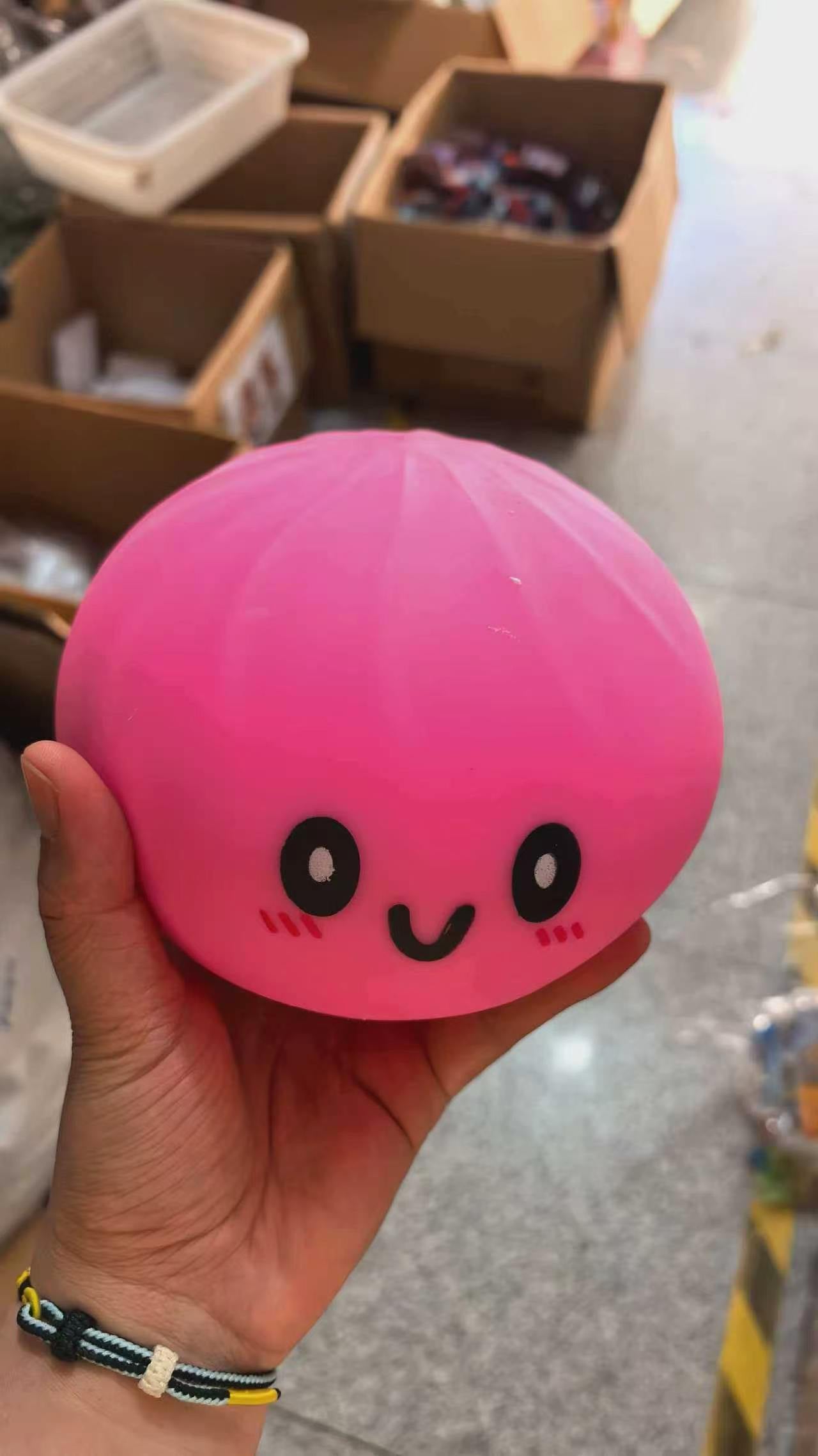 JUMBO 15cm Kawaii Dumpling Squishy Super Soft with Steamer Storage Box