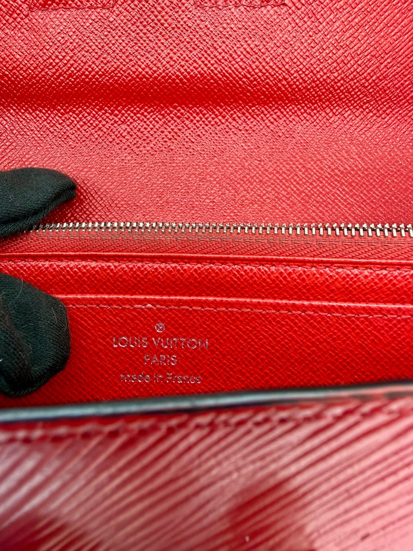 Authentic Louis Vuitton Twist Epi Leather Coquelicot Red Silver Hardware WOC Wallet on Chain