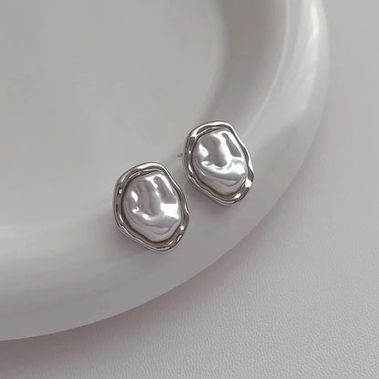Metal Pearl Earrings