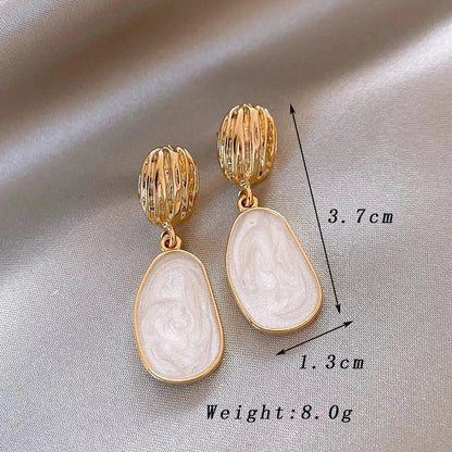Pearl Oasis Oval Dangle Earrings