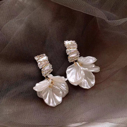 Shimmering Duo Shell Earrings