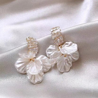 Shimmering Duo Shell Earrings